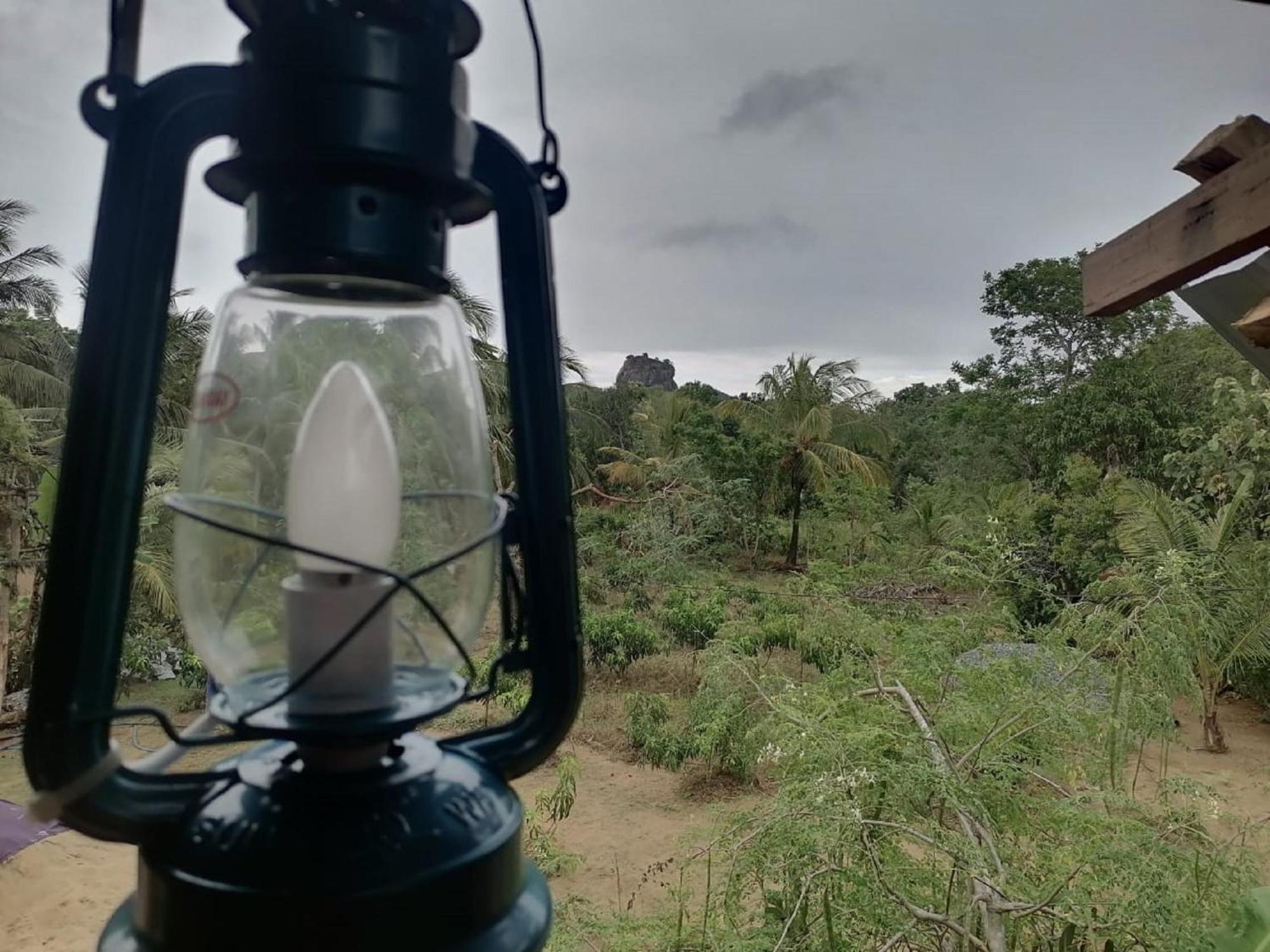Villa Sigiriya Rock View Tree House Exterior foto